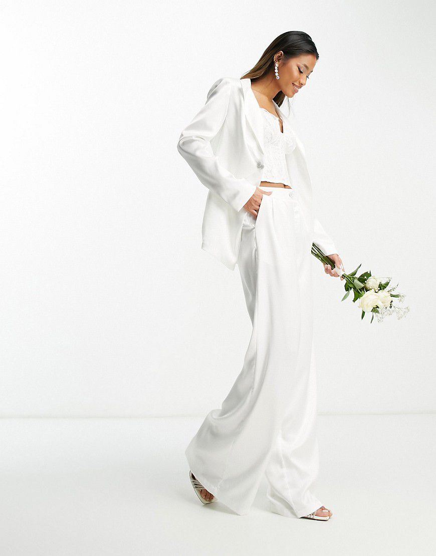 Pantaloni a fondo ampio da sposa in raso a pieghe con bottone gioiello a forma di cuore in coordinato - Extro & Vert - Modalova