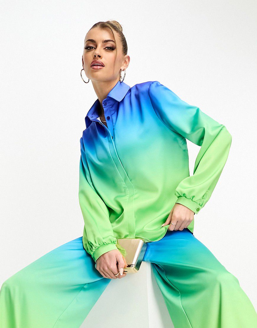 Camicia oversize in raso blu e verde sfumato con bottoni in coordinato - Flounce London - Modalova