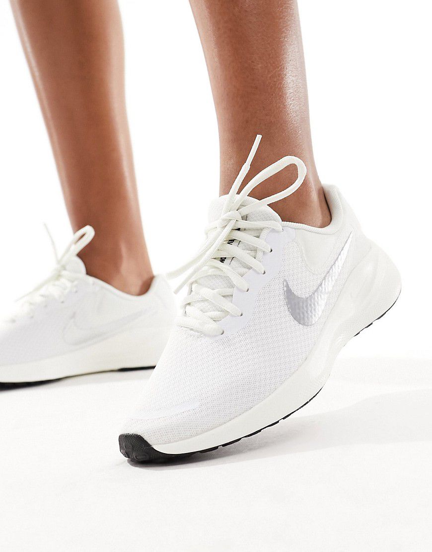Revolution 7 - Sneakers bianche e argento - Nike Running - Modalova