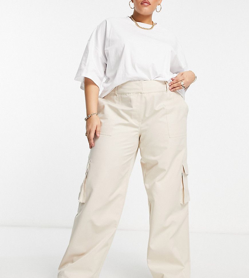 X Naomi Anwer - Pantaloni cargo color crema - Something New Curve - Modalova