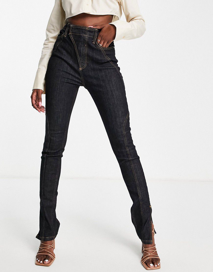 Jeans skinny con cuciture sagomate e fondo con spacco, colore scuro - River Island - Modalova