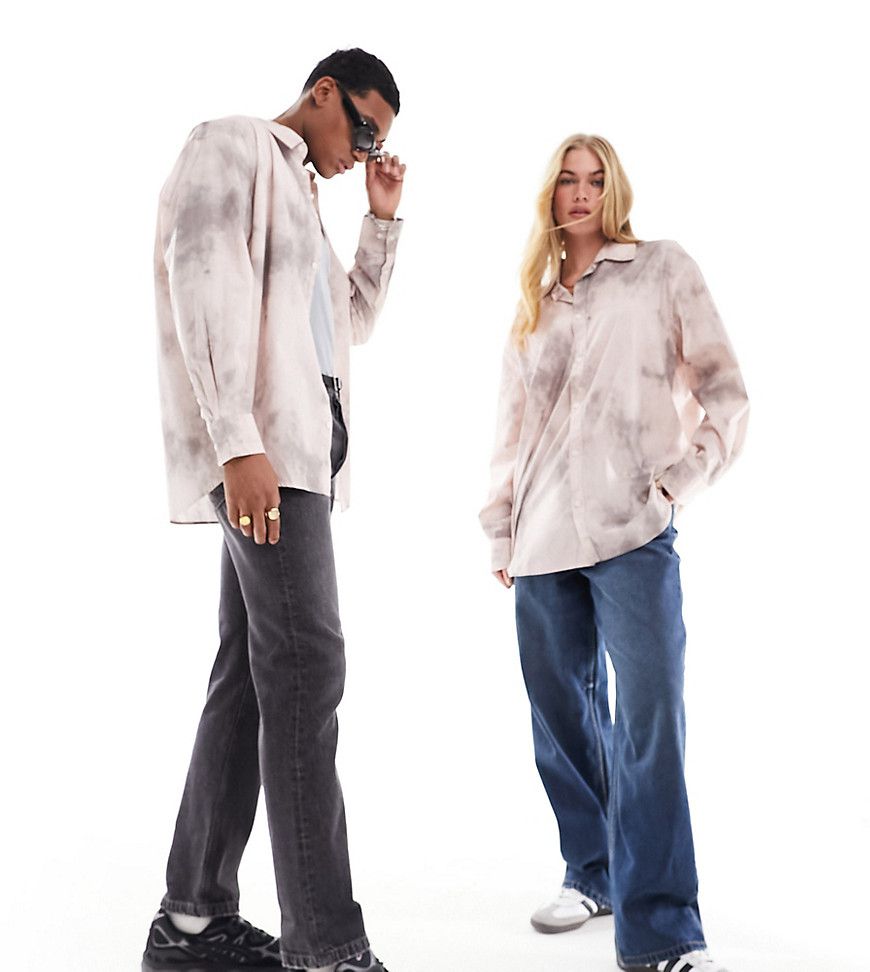 Camicia oversize unisex tie-dye - In esclusiva per ASOS - Weekday - Modalova