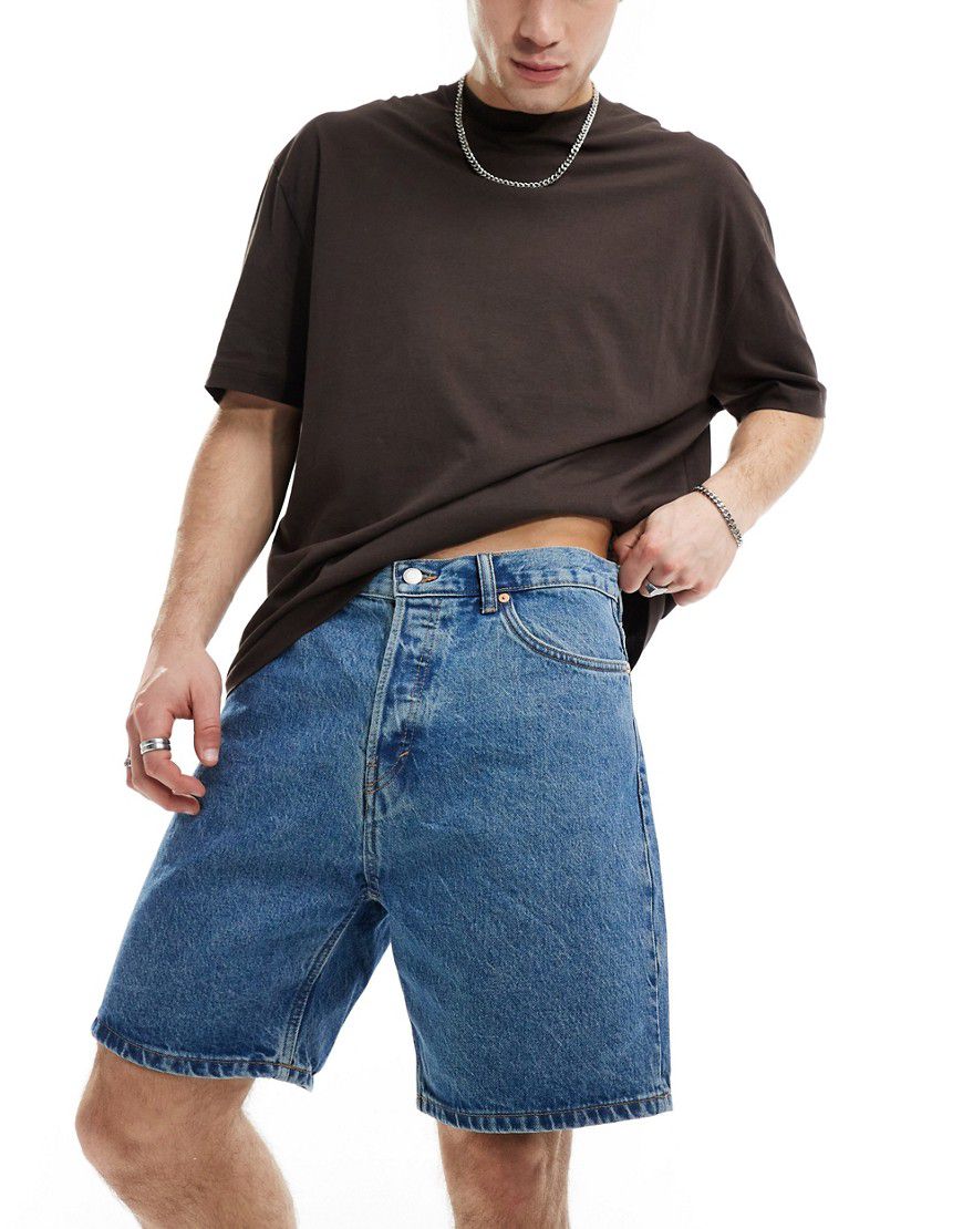 Space - Pantaloncini di jeans comodi stile anni '90 - Weekday - Modalova