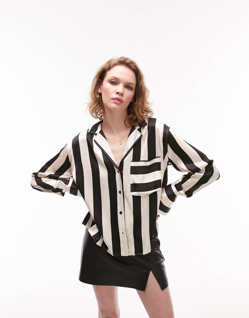 Camicia del pigiama comoda a righe monocromatiche - Topshop - Modalova