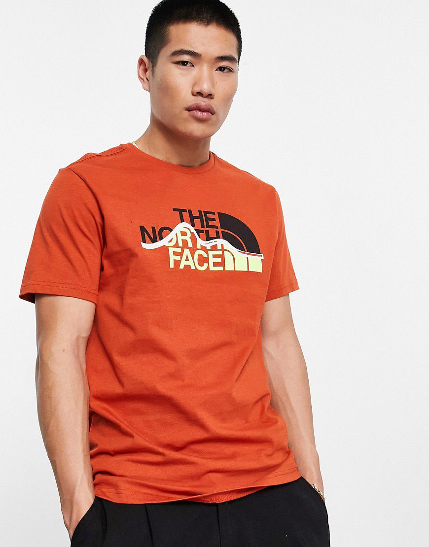Mountain Line - T-shirt ruggine con scritta sul petto - The North Face - Modalova