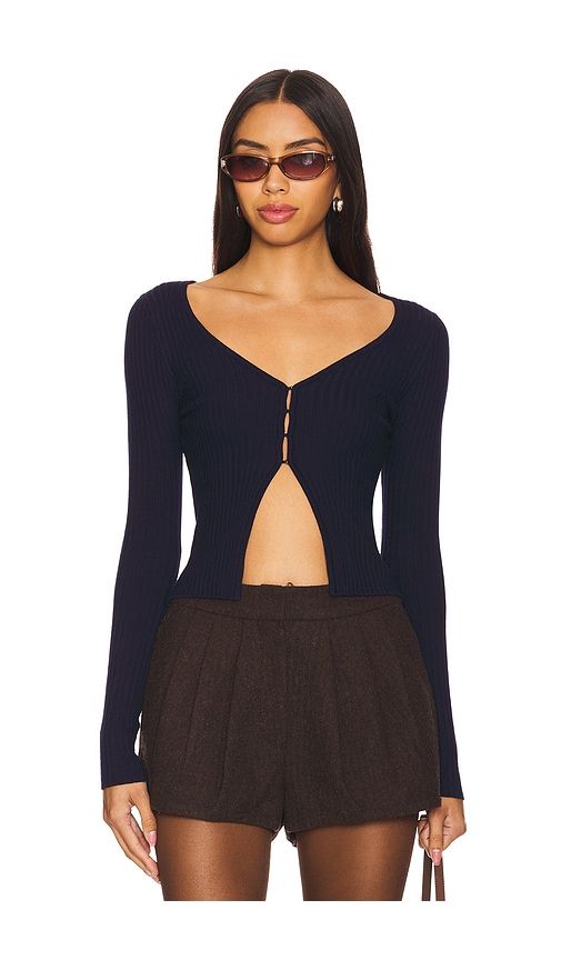 Sierra Knit Top in . Size M, S, XS - superdown - Modalova